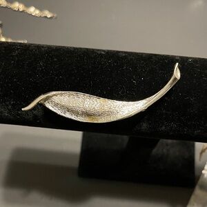 Elizabeth Morrey Leaf Brooch